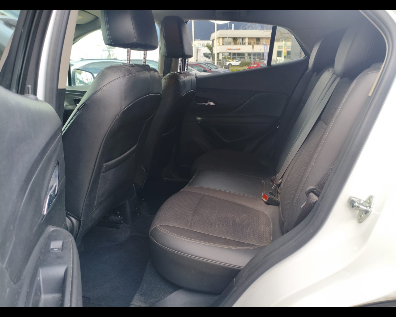 Foto OPEL Mokka X 1.6 cdti Innovation 4x2 136cv auto