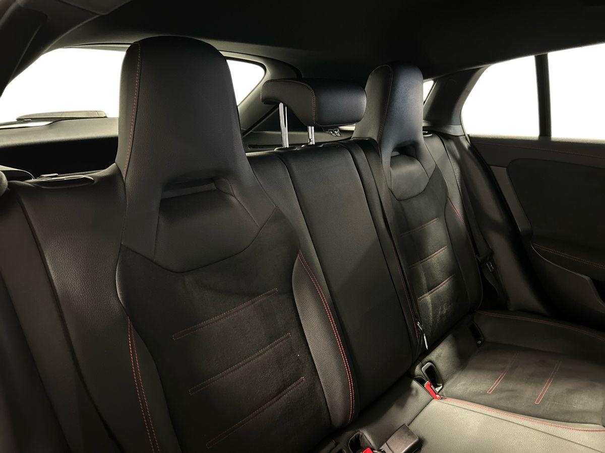Mercedes CLA Shooting Brake CLA Shooting Brake 200 D Premium 8G-DCT - 16