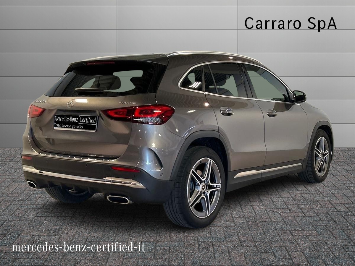 Mercedes GLA GLA 200 D Premium 4Matic 8G-DCT - 2