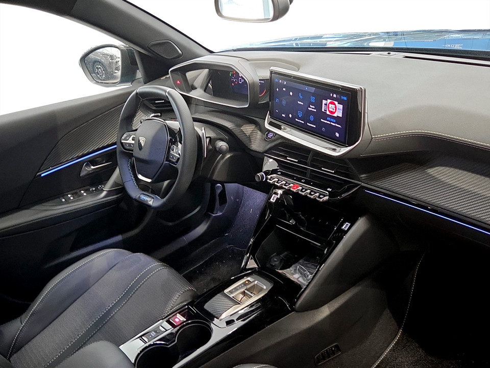 PEUGEOT 2008 GT Hybrid 145 e-DCS6 Ibrida km0 - 12