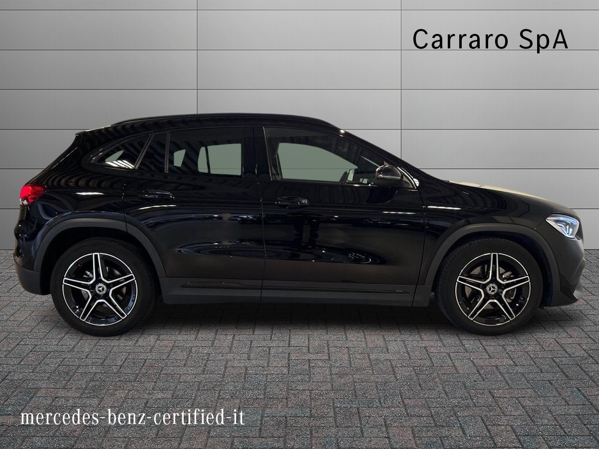 Mercedes GLA GLA 180 D Premium 8G-DCT - 5