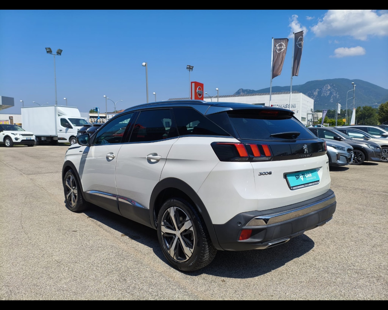 Foto PEUGEOT 3008 1.5 bluehdi GT Line s&s 130cv