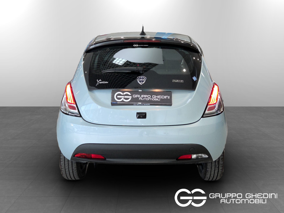 LANCIA Ypsilon 1.0 firefly hybrid Gold s&s 70cv 5p.ti Ibrida usato - 4