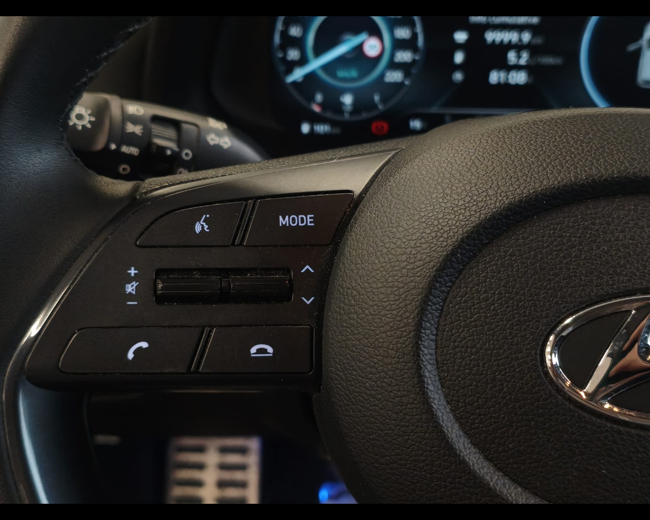 Foto HYUNDAI Bayon 1.0 t-gdi 48V Xline imt