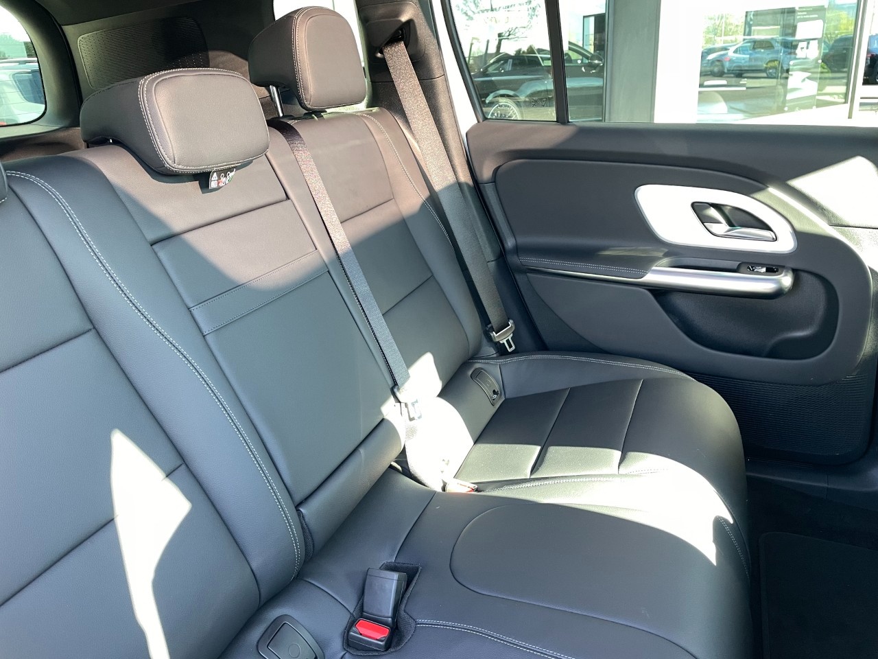 Mercedes GLB Elettrica GLB 250+ con tecnologia EQ Advanced Plus - 15