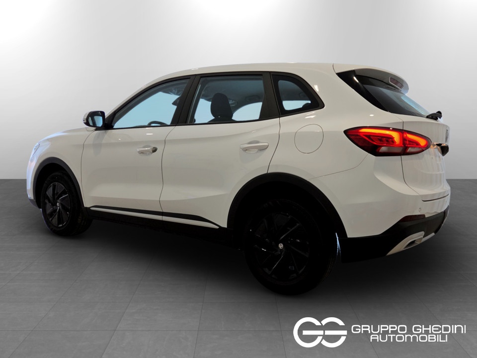 MG ZS 1.5 Comfort Benzina km0 - 2