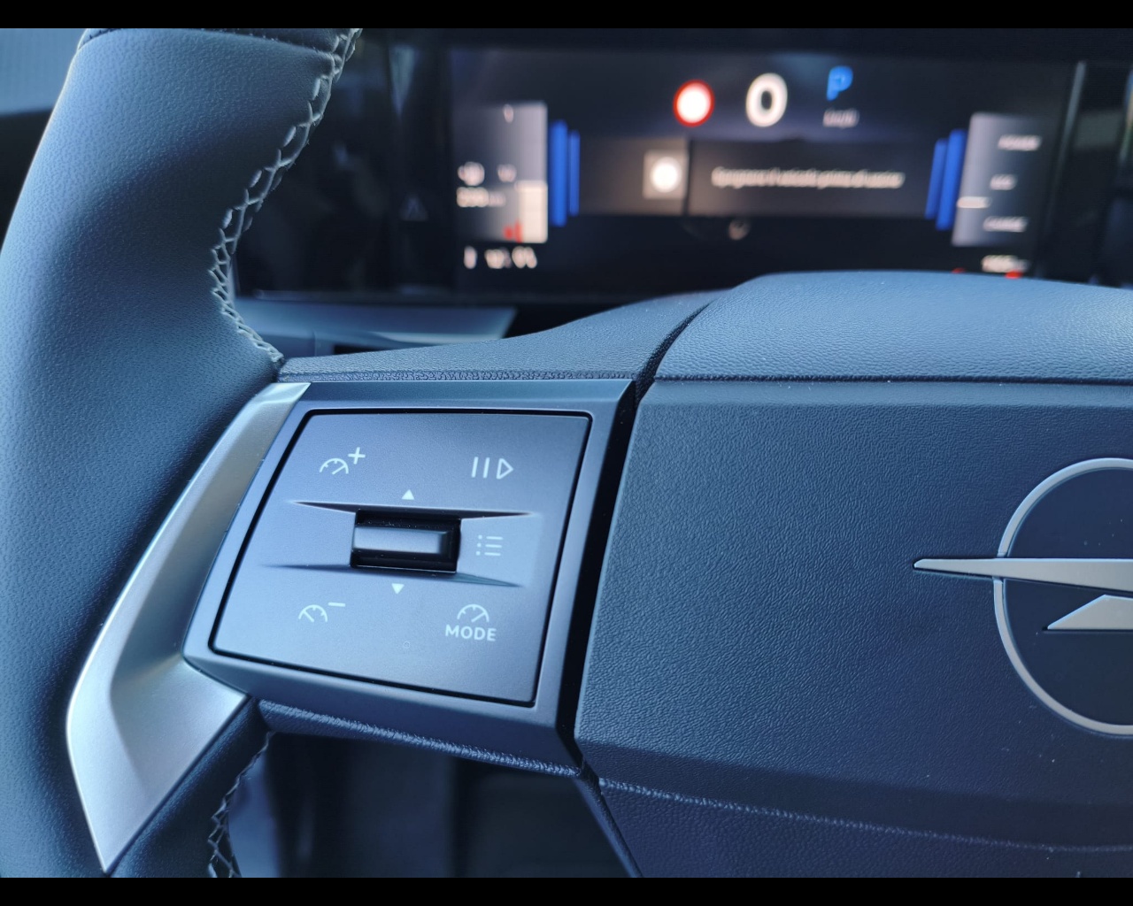 Foto OPEL Frontera 1.2 hybrid GS 145cv edct