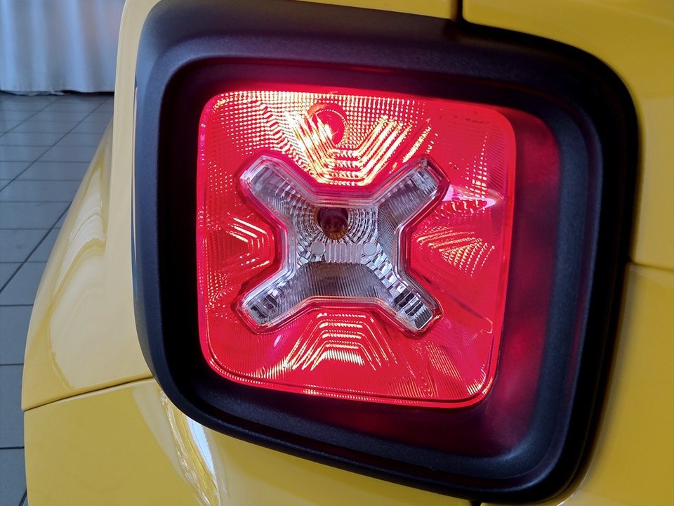 JEEP Renegade 1.6 mjt Longitude 2wd 130cv Diesel usato - 20