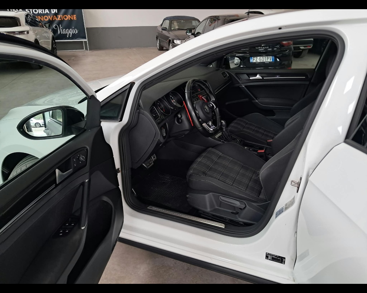 Foto VOLKSWAGEN Golf 5p 2.0 tdi Gtd dsg