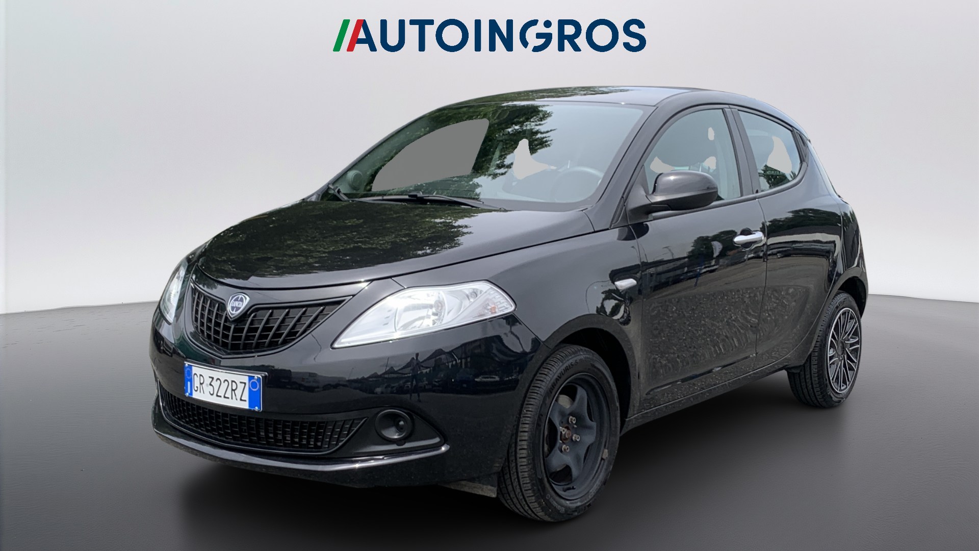 LANCIA Ypsilon Ypsilon 1.0 firefly hybrid Silver s&s 70cv