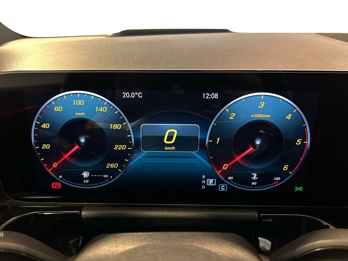 Mercedes GLA GLA 220 D Premium 4Matic 8G-DCT - 13