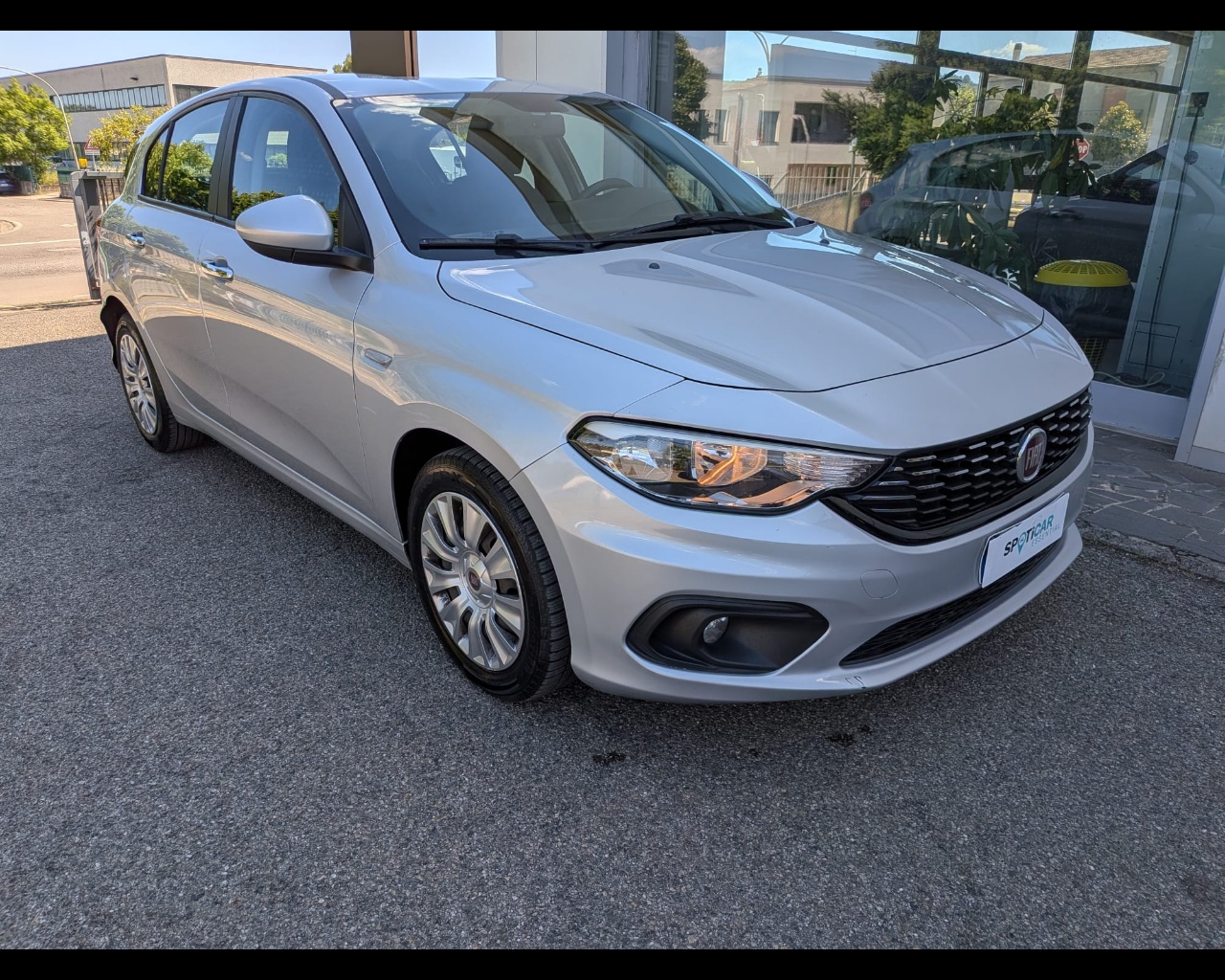 Foto FIAT Tipo 5p 1.6 mjt Business s&s 120cv