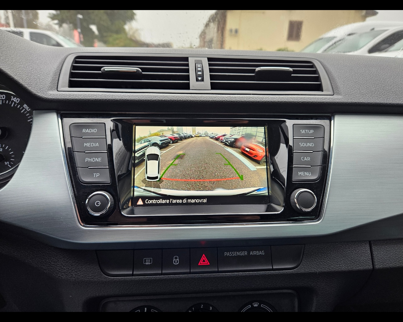 SKODA Fabia Fabia 1.0 mpi Twin Color Design Edition Nero 60cv Benzina Usato - 9