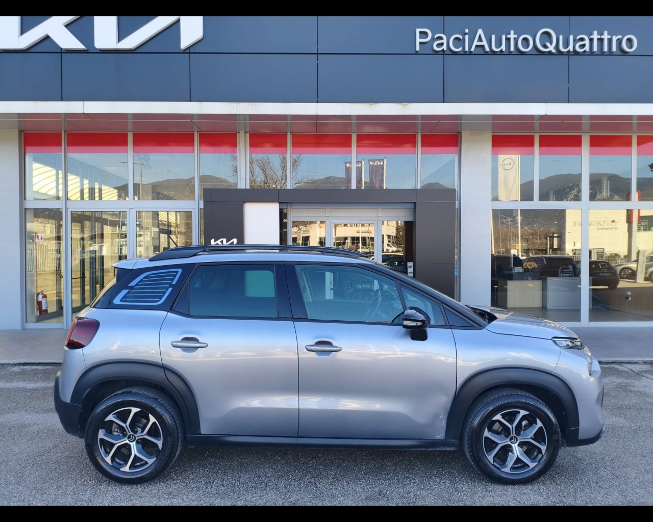 Foto CITROEN C3 Aircross 1.2 puretech Shine s&s 130cv eat6