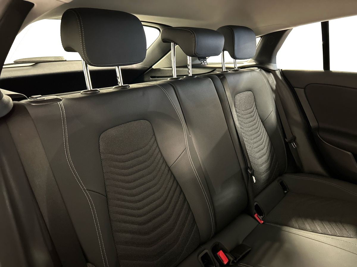 Mercedes CLA Shooting Brake CLA Shooting Brake 180 D Advanced 8G-DCT - 16