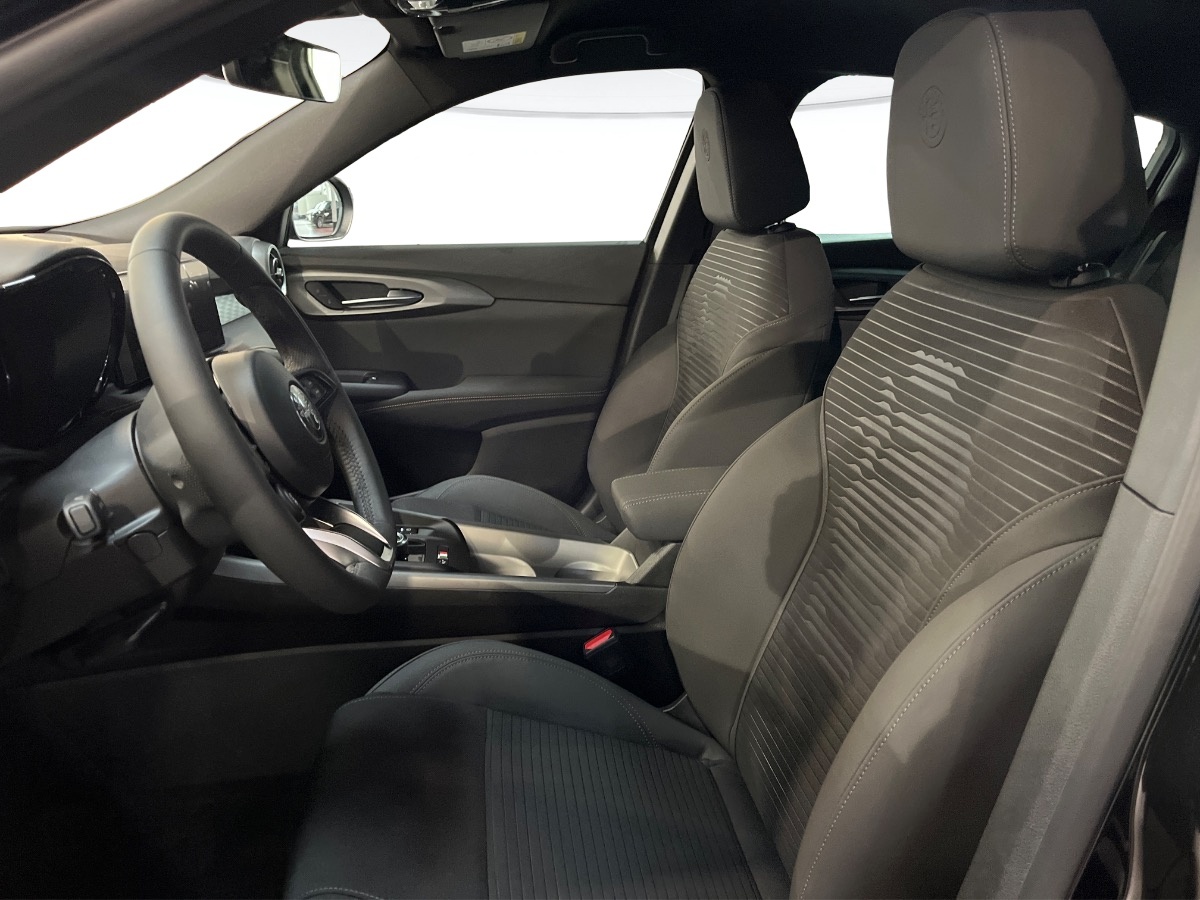 Alfa Romeo Tonale Nuovo Ibrido benzina Tonale Verona