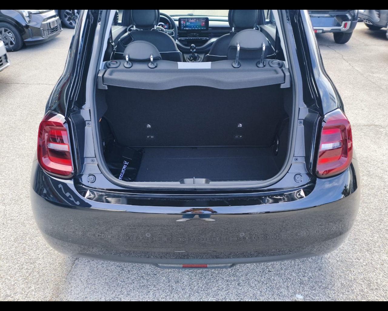 Foto FIAT 500 1.0 hybrid Torino