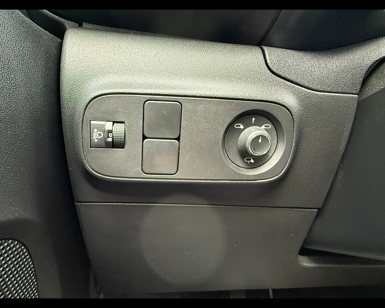 Foto CITROEN C3 1.2 puretech Max s&s 110cv