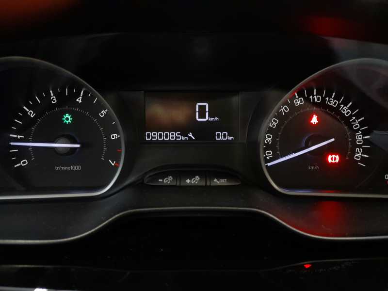 208 - 208 1.2 Puretech Active 82cv 5p