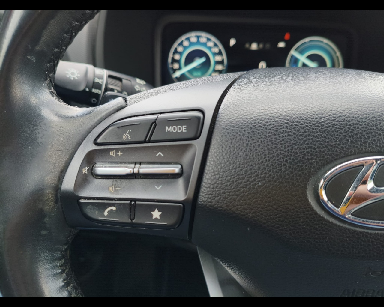 Foto HYUNDAI Kona 64 kWh EV Xline 204cv