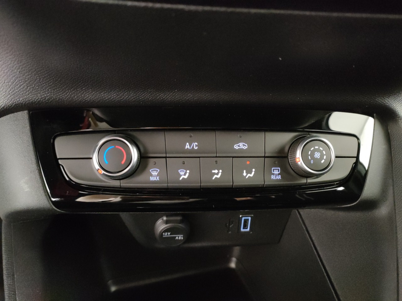 Opel Corsa Nuovo Benzina Corsa Porto Mantovano