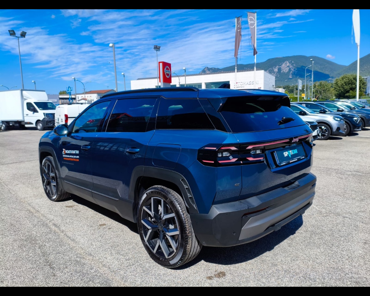 Foto JEEP Nuova Compass E-Hybrid Plug-InFirst Edition 1.6l 195cv Plug-In Hybrid Fw