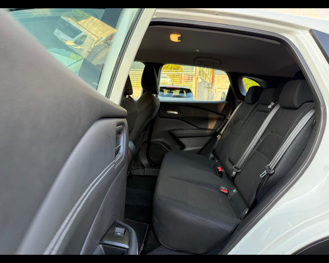 Foto NISSAN Qashqai 1.3 mhev Business 2wd 158cv xtronic