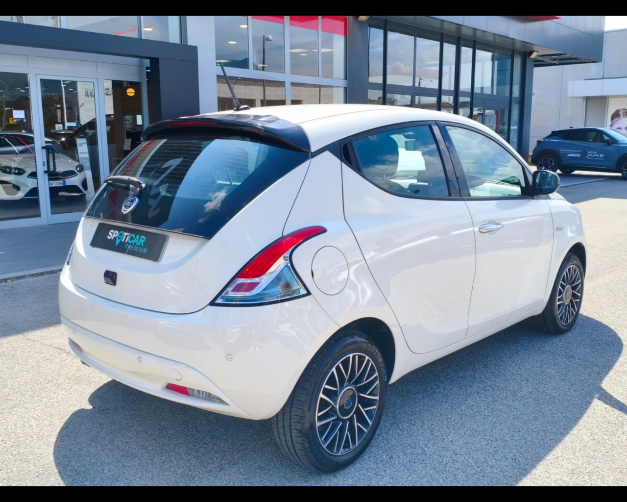 Foto LANCIA Ypsilon 1.0 firefly hybrid Platino s&s 70cv
