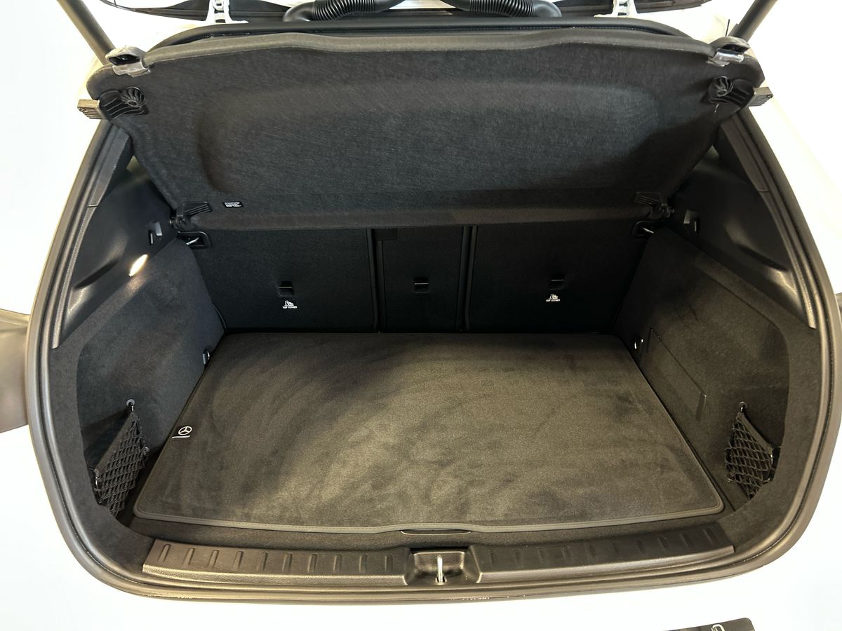 Mercedes GLA GLA 180 Progressive Advanced auto - 8