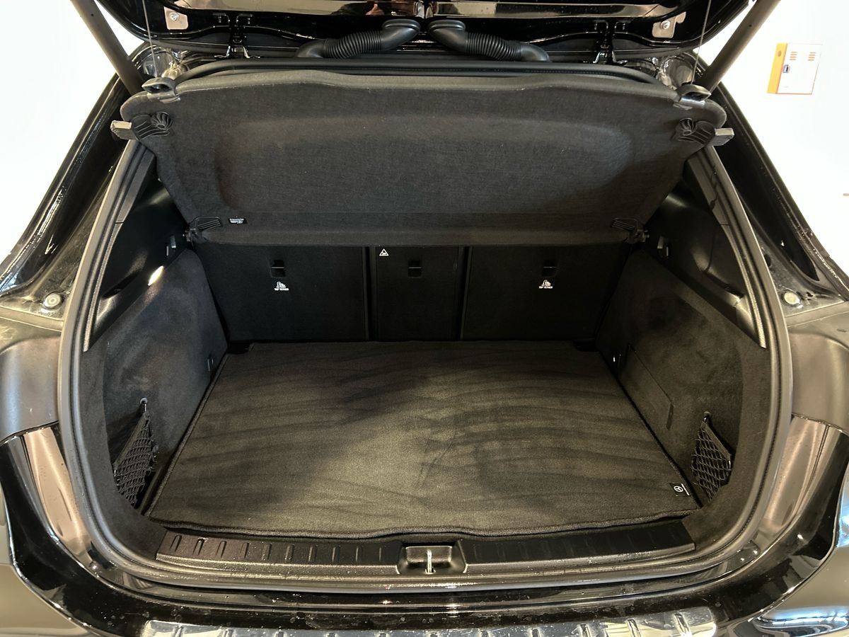 Mercedes GLA GLA 200 D Premium 8G-DCT - 8