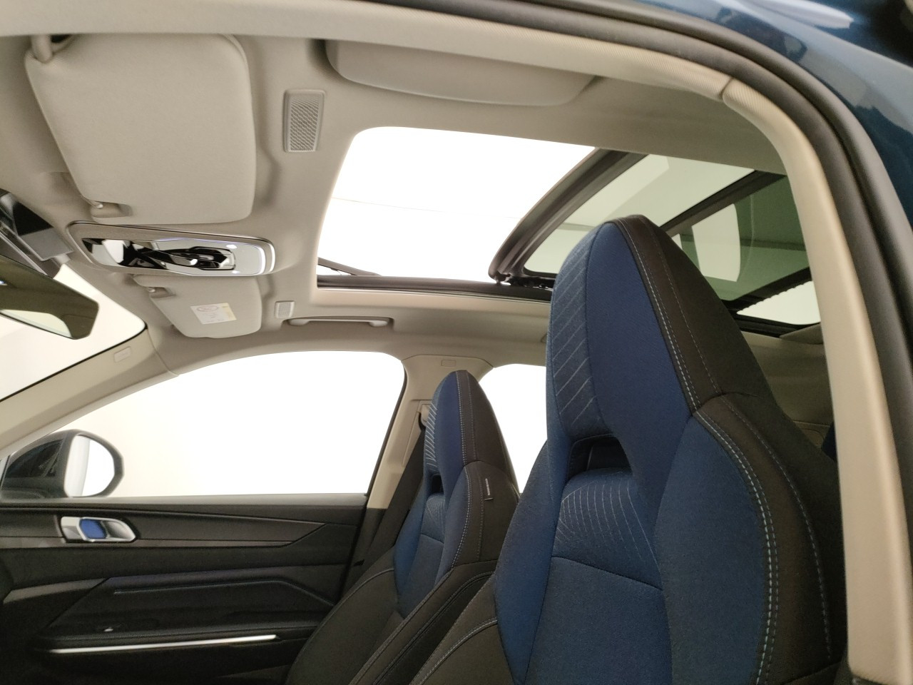 Lynk & Co 01 Usato 2023 01 San Zeno Naviglio