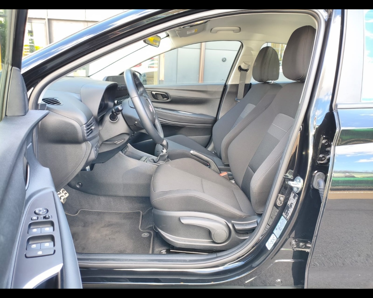 Foto HYUNDAI BAYON PE 1.2MPI XLINE