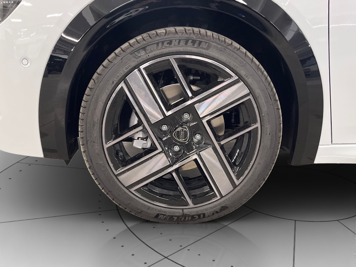 Lancia Ypsilon 2024 Nuovo Ibrido benzina Ypsilon 2024 Verona