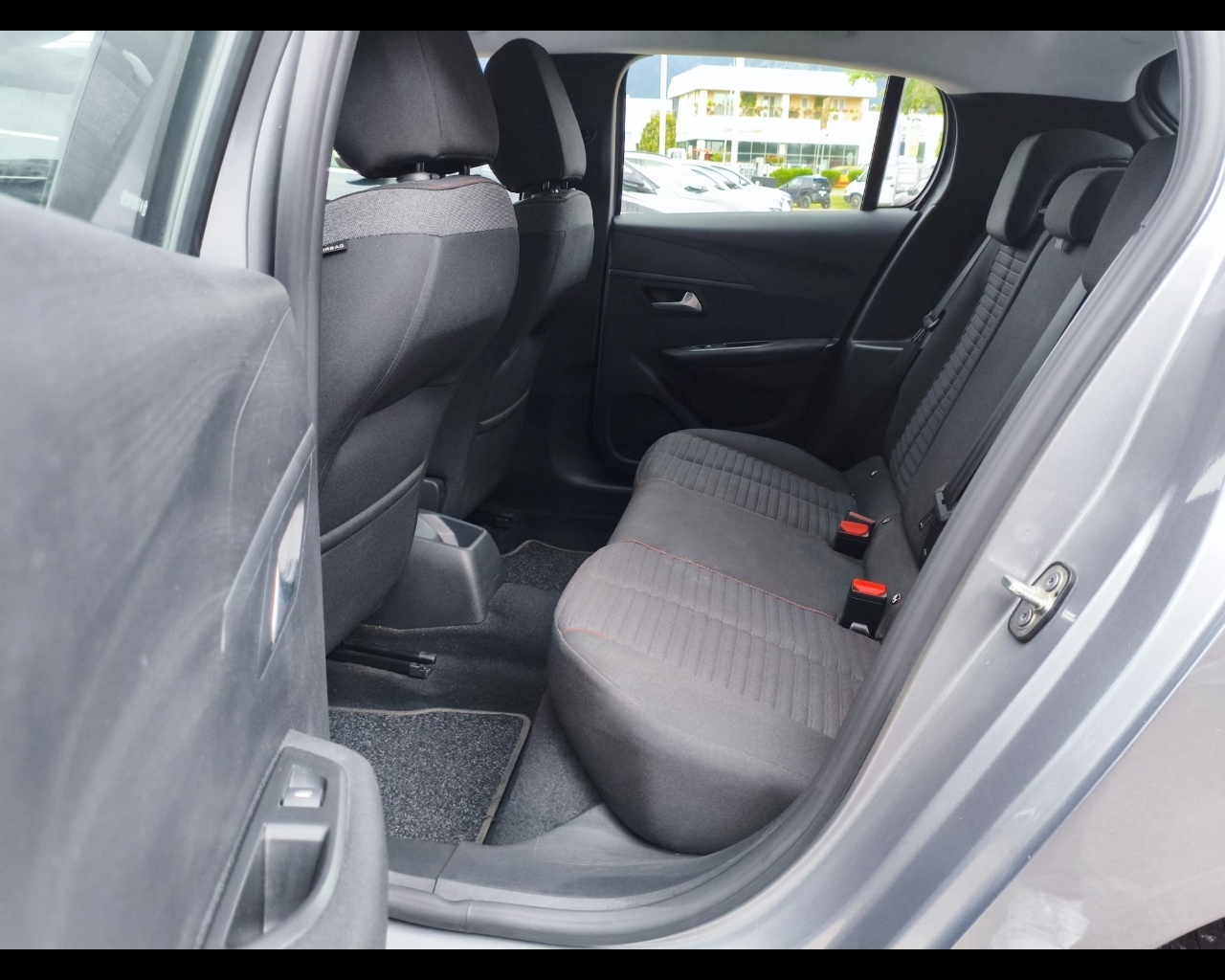Foto PEUGEOT 208 1.2 puretech Active Pack s&s 75cv