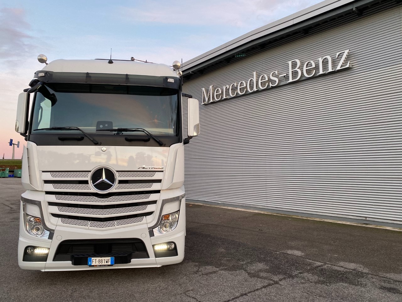 Mercedes Actros actros 1853 LS flat cab. Str.Sp.2,5 Euro VI - 3