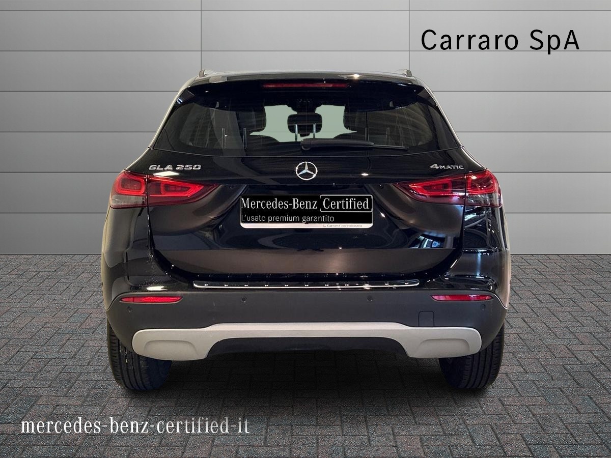 Mercedes GLA GLA 250 Sport 4Matic 8G-DCT - 4