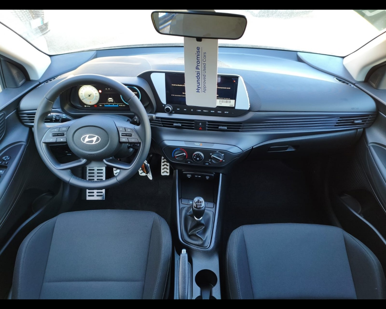 Foto HYUNDAI BAYON PE 1.0T XLINE