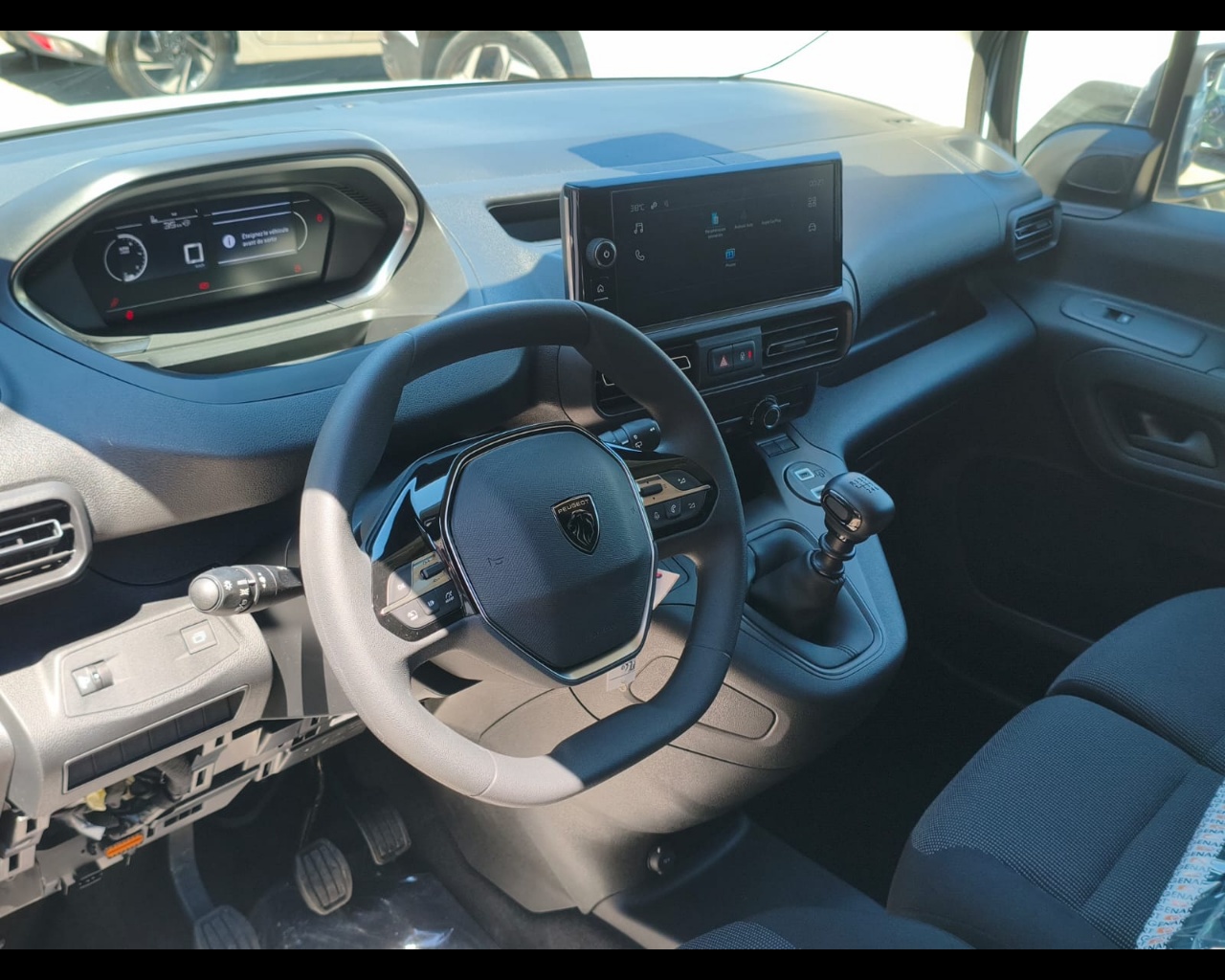 Foto PEUGEOT PARTNER Standard portata maggiorata - BlueHdi 130