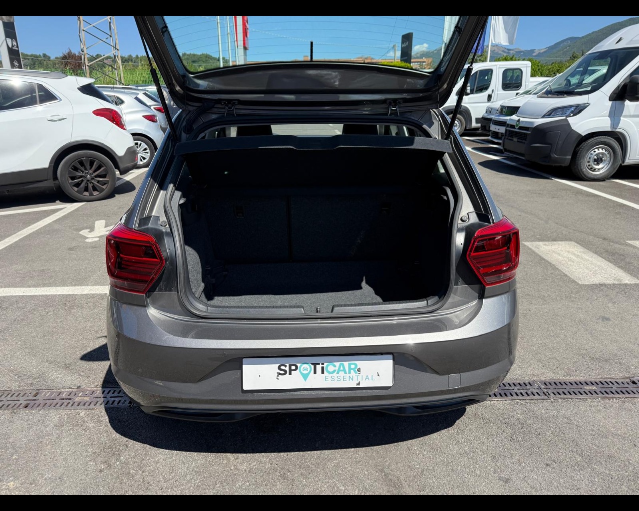 Foto VOLKSWAGEN Polo 5p 1.6 tdi Comfortline 80cv