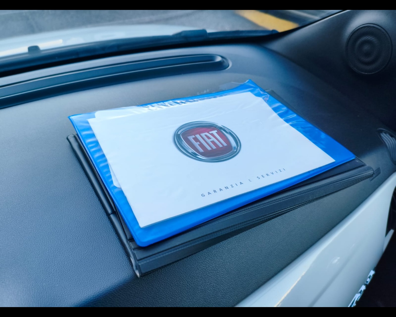 Foto FIAT 500 1.0 hybrid 70cv