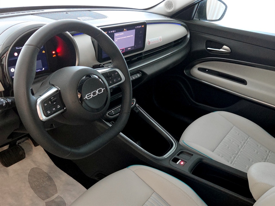 FIAT 600 1.2 hybrid La Prima 110cv auto Ibrida usato - 5