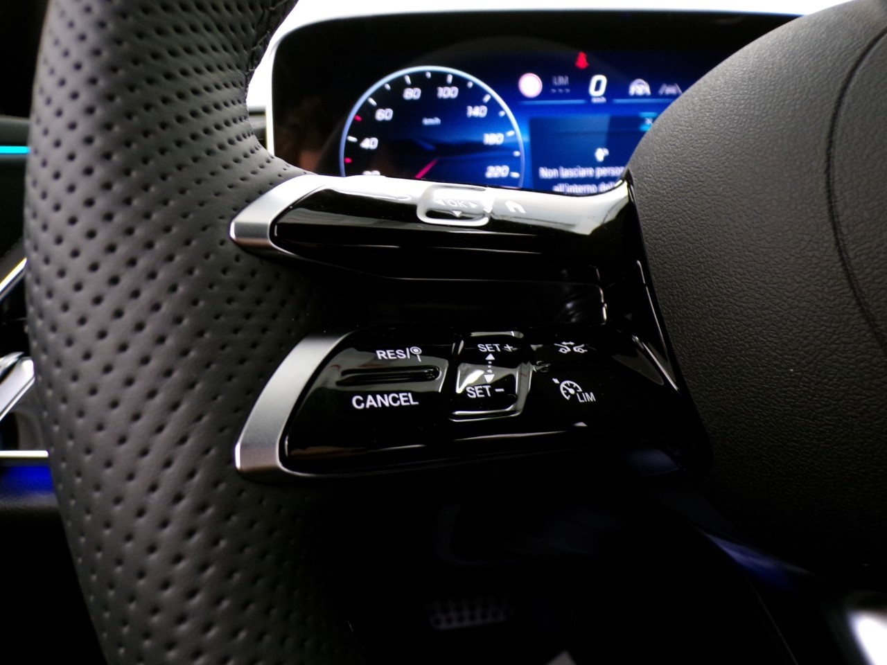 Mercedes  Classe E Station Wagon 220 d AMG Line Premium 4Matic 9G-Tronic - 19