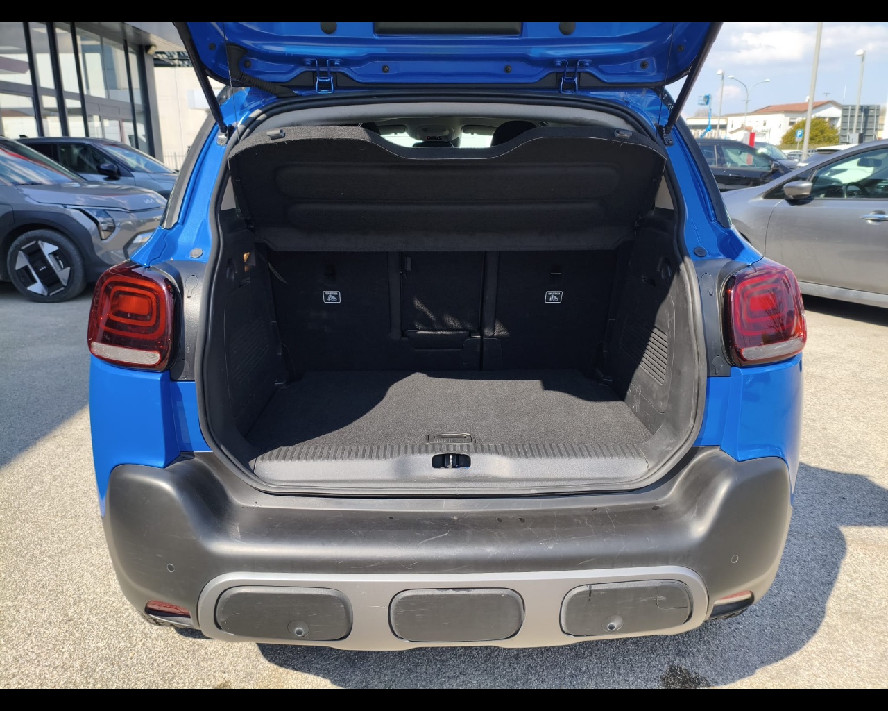 Foto CITROEN C3 Aircross 1.5 bluehdi Shine Pack s&s 110cv