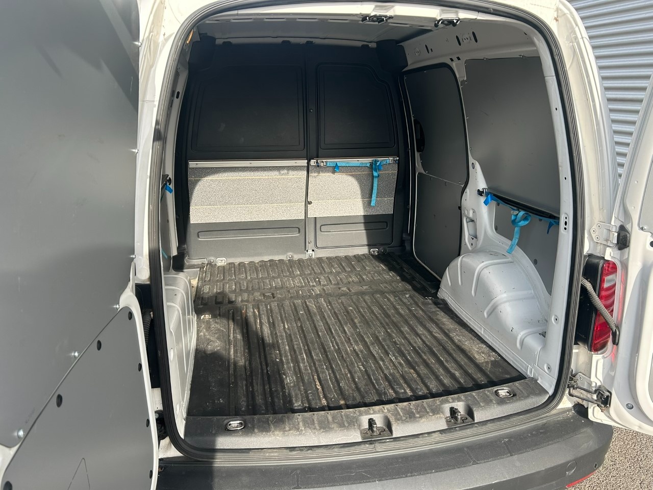 Volkswagen Caddy IV Caddy 2.0 tdi 75cv van business E6 - 14