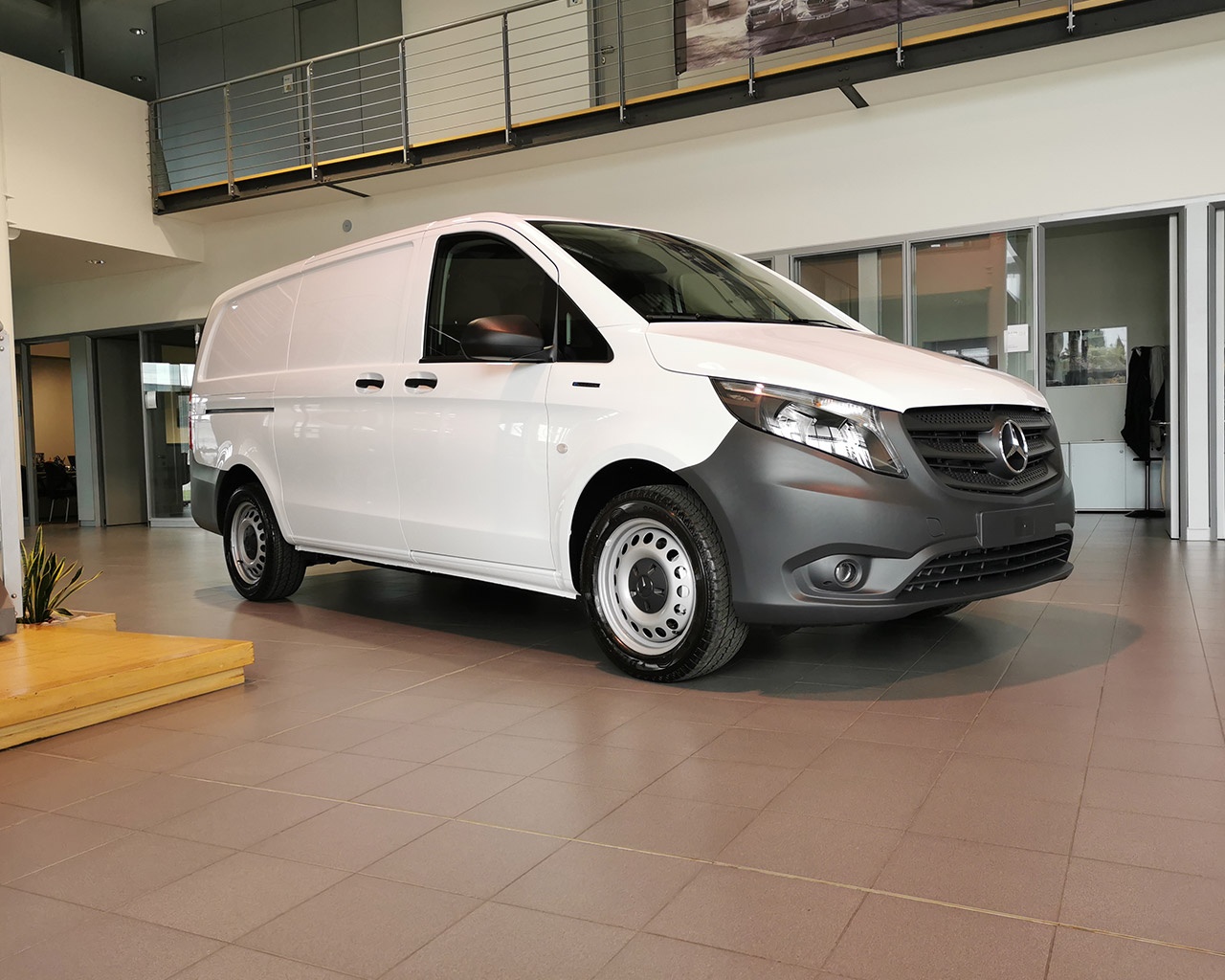 Mercedes eVito eVito Furgone Long - 3