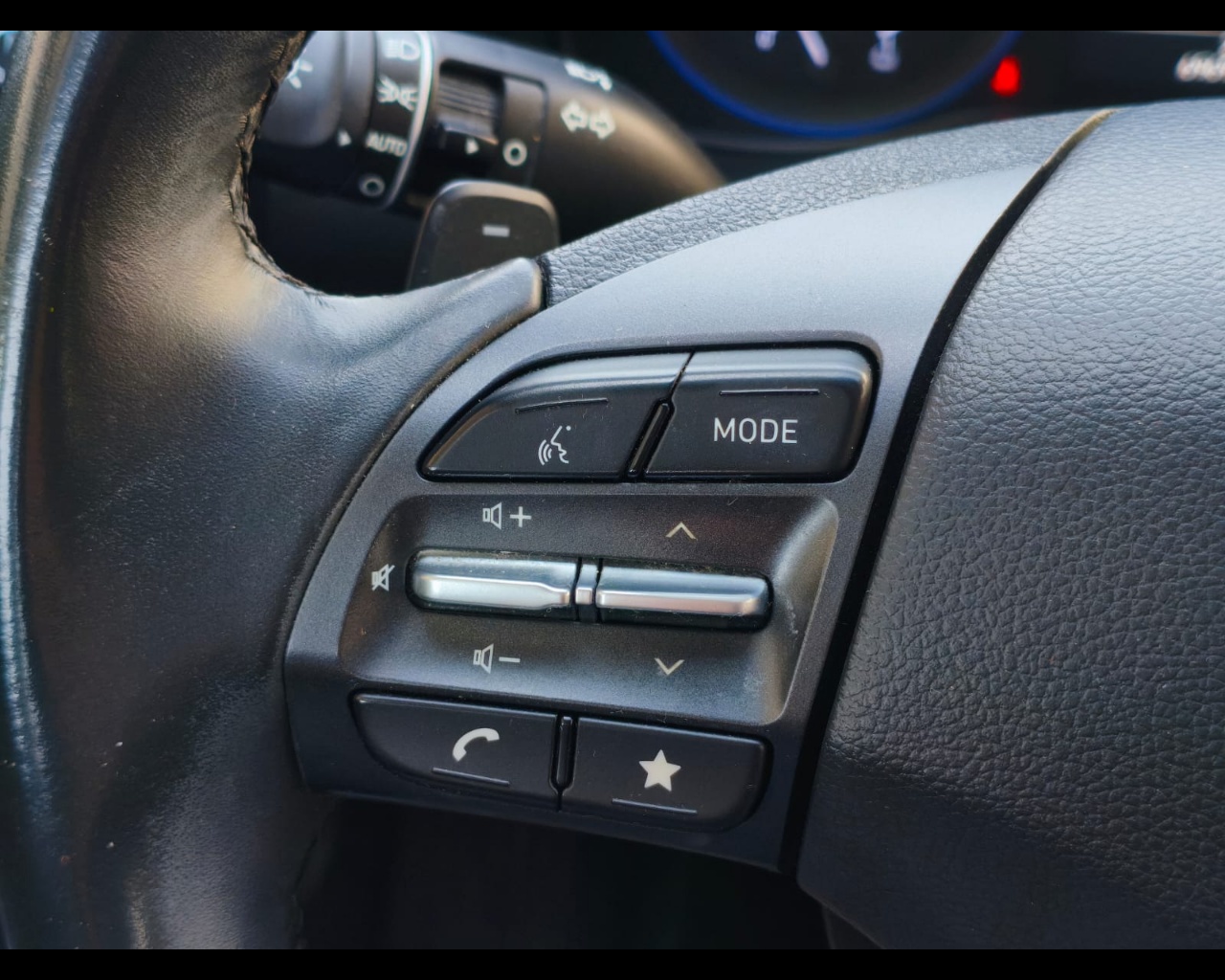Foto HYUNDAI Kona 1.6 hev Xtech 2wd dct