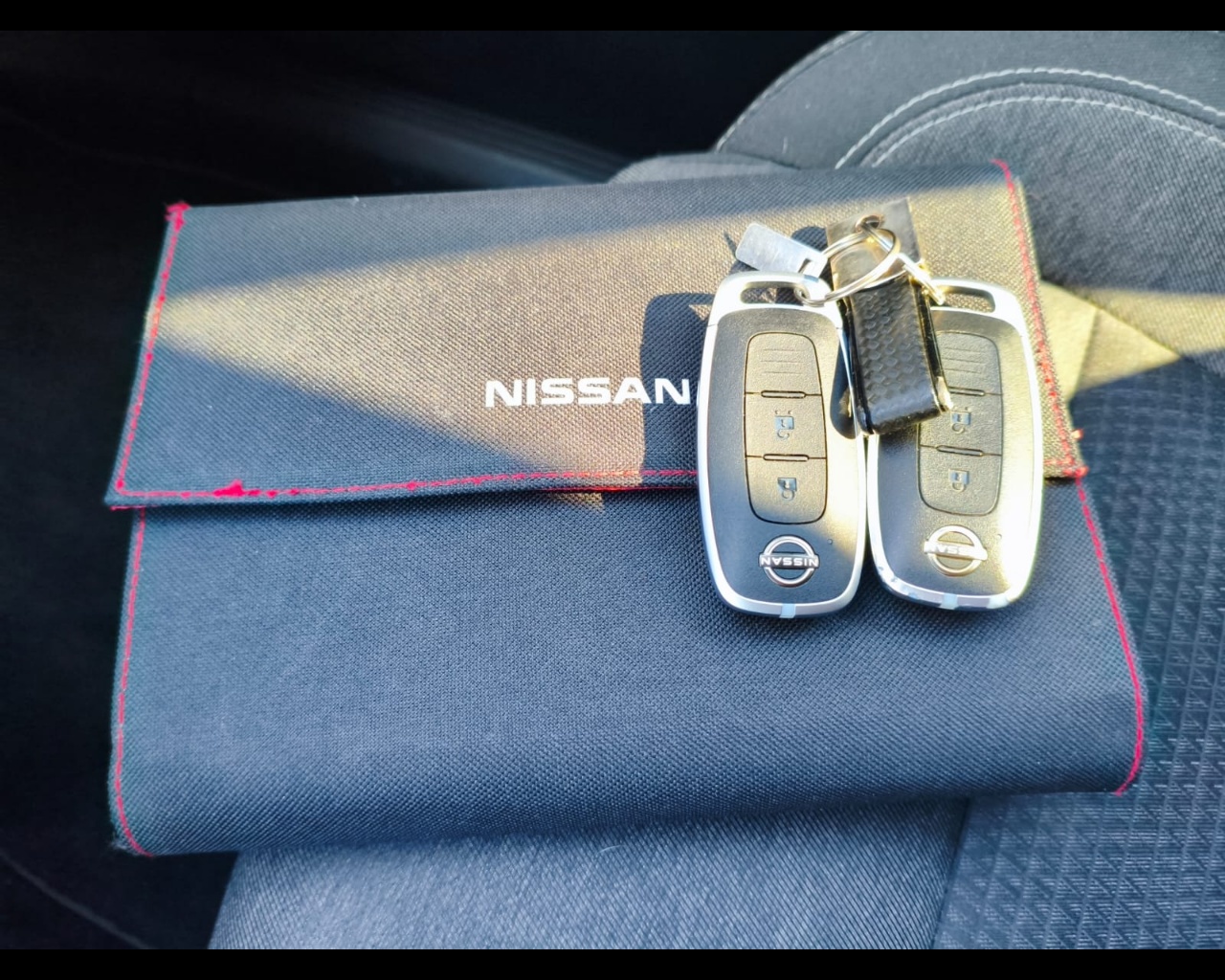 Foto NISSAN Qashqai 1.3 mhev N-Connecta 2wd 140cv