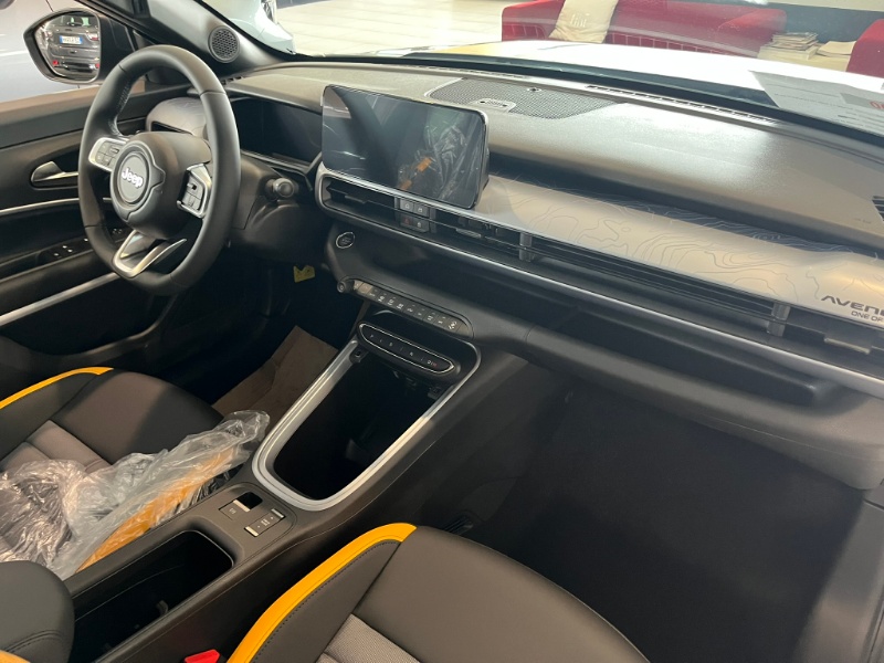 JEEP – Avenger 1.2 Turbo 145 CV e-Hybrid 4xe The North Face