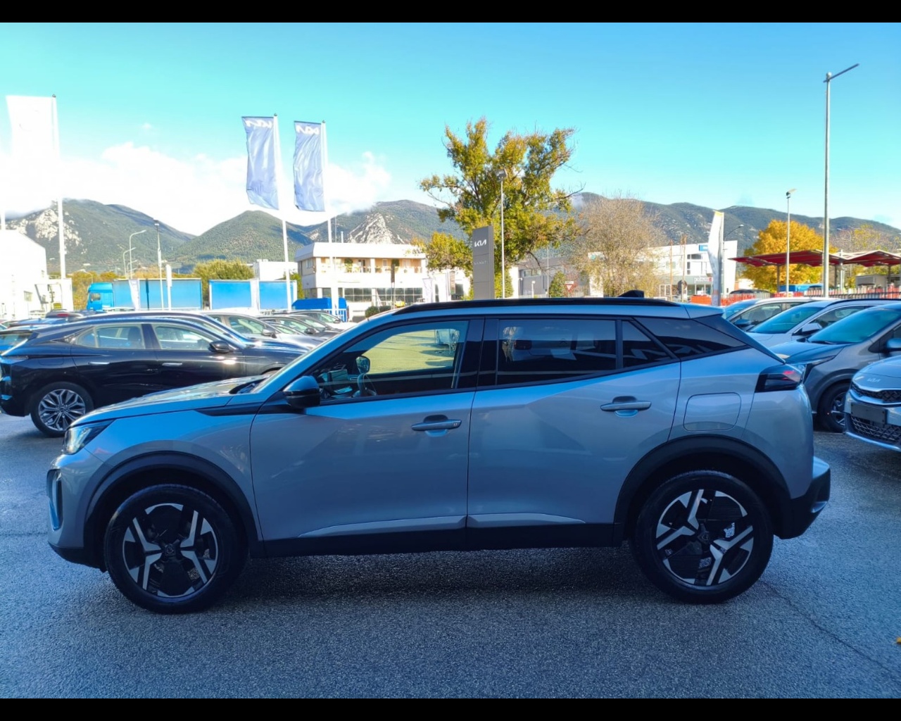 Foto PEUGEOT 2008 1.2 puretech Allure s&s 130cv eat8