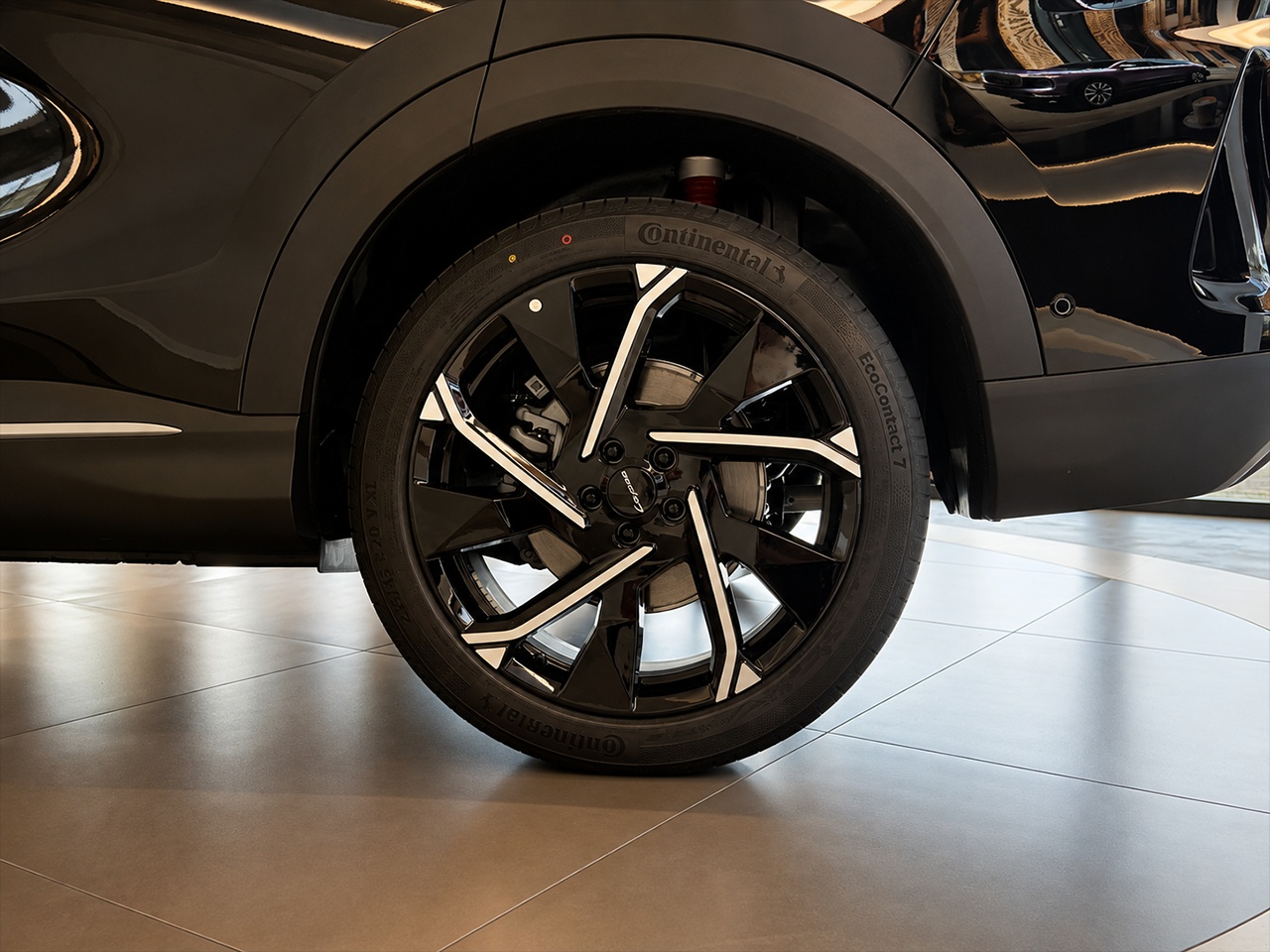 Lepas Lepas L8 PHEV Lepas L8 PHEV PHEV 1.5TGDI DHT1 Elegance - 6